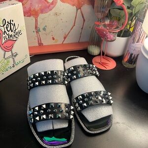 Lauren Larraine 9.5 Studded Silver and Black Sandals